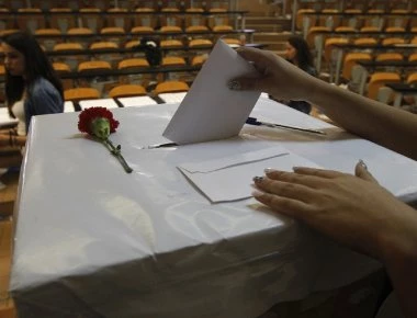 9,1 ποσοστιαίες μονάδες μπροστά η ΝΔ από τον ΣΥΡΙΖΑ σύμφωνα με δημοσκόπηση της Interview